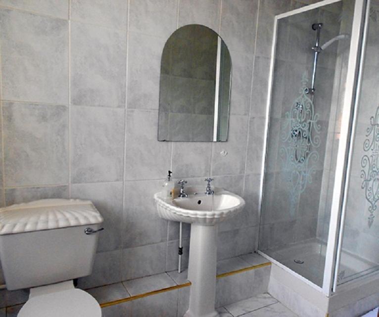 Green Park Bed & Breakfast 2*